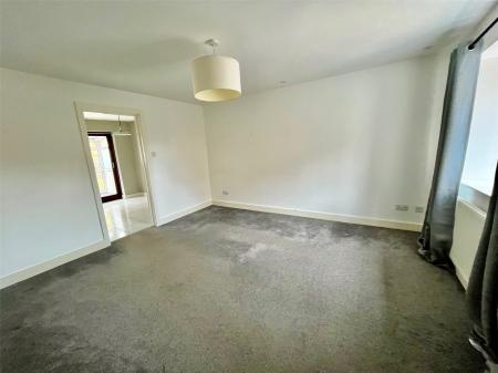 3 bedroom Link detached house for sale in Howes Close, Barrs Court