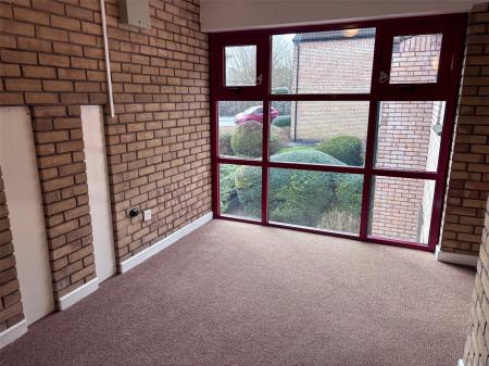 2 bedroom Flat for sale in Fairacres Close, Keynsham