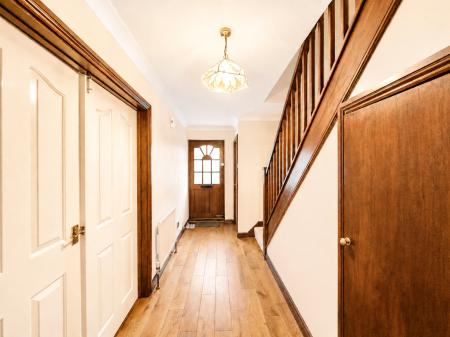 4 bedroom Detached house for sale in Tyler Close, Hanham