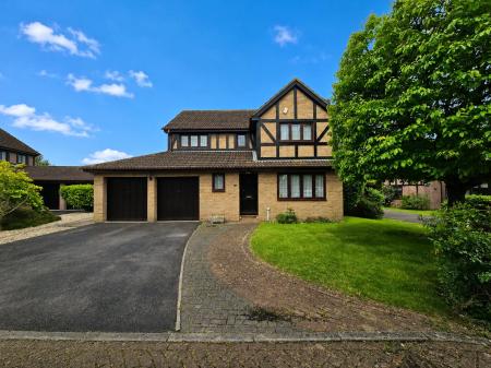 Tyler Close, Hanham