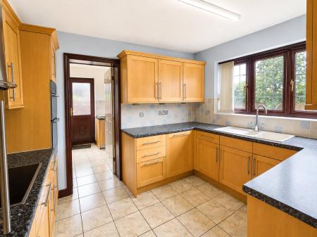 4 bedroom Detached house for sale in Tyler Close, Hanham