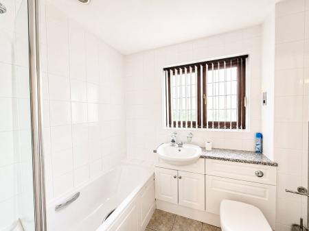 4 bedroom Detached house for sale in Tyler Close, Hanham