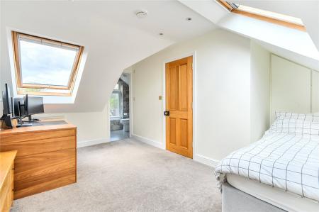 3 bedroom Terraced House for sale in Church Road, Bitton