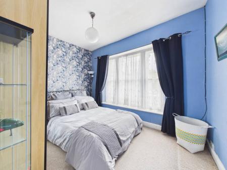 4 bedroom Semi-detached house for sale in Mill Lane, Warmley