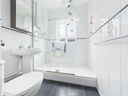2 bedroom Bungalow for sale in Avondale Court, Long Beach Road