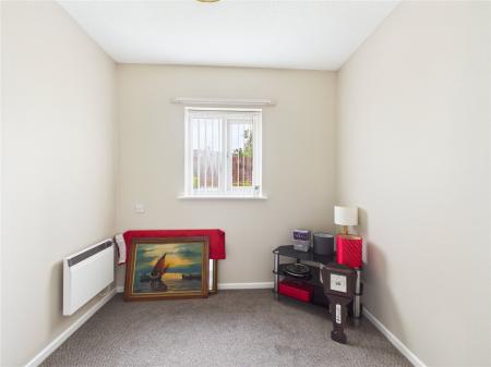 2 bedroom Bungalow for sale in Avondale Court, Long Beach Road