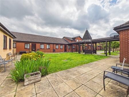 2 bedroom Bungalow for sale in Avondale Court, Long Beach Road