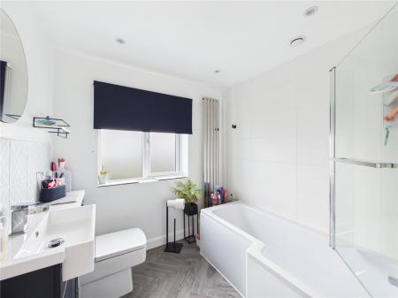 4 bedroom Semi-detached house for sale in Westcourt Drive, Oldland Common