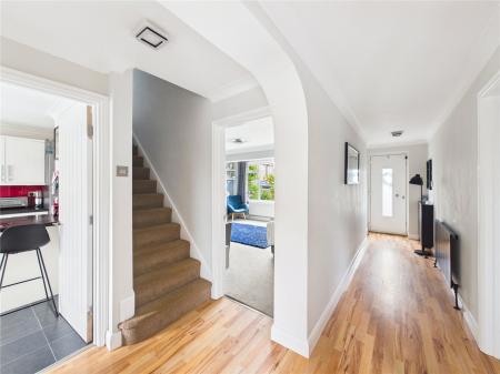 4 bedroom Semi-detached house for sale in Westcourt Drive, Oldland Common
