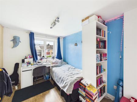 4 bedroom Semi-detached house for sale in Westcourt Drive, Oldland Common