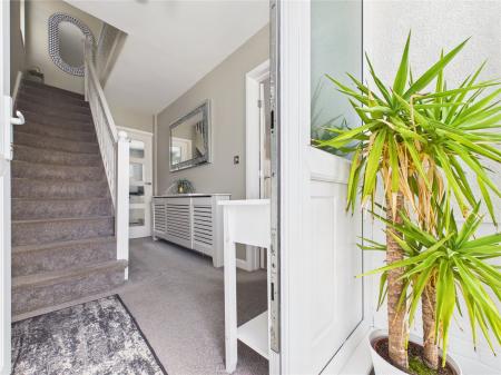 3 bedroom Semi-detached house for sale in Heath Rise, Cadbury Heath