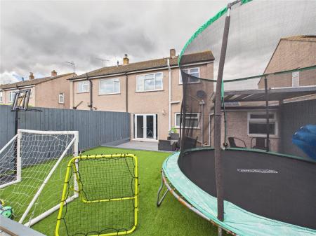 3 bedroom Semi-detached house for sale in Heath Rise, Cadbury Heath