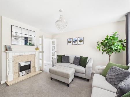 3 bedroom Semi-detached house for sale in Heath Rise, Cadbury Heath