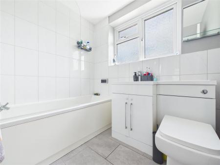 3 bedroom Semi-detached house for sale in Heath Rise, Cadbury Heath