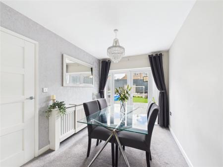 3 bedroom Semi-detached house for sale in Heath Rise, Cadbury Heath
