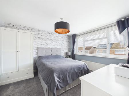3 bedroom Semi-detached house for sale in Heath Rise, Cadbury Heath