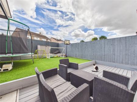 3 bedroom Semi-detached house for sale in Heath Rise, Cadbury Heath