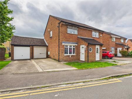 Bakersfield, Longwell Green