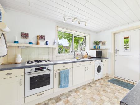 4 bedroom Detached house for sale in Harlech Way, Willsbridge