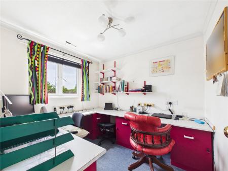 4 bedroom Detached house for sale in Harlech Way, Willsbridge