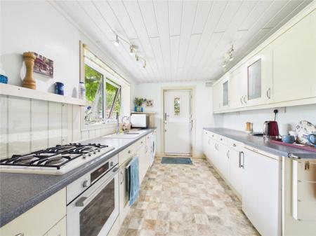 4 bedroom Detached house for sale in Harlech Way, Willsbridge
