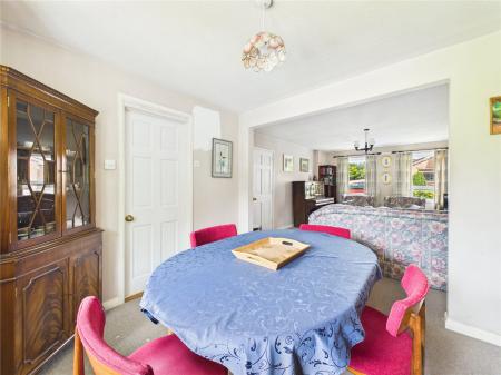 4 bedroom Detached house for sale in Harlech Way, Willsbridge