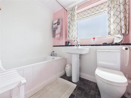 4 bedroom Detached house for sale in Harlech Way, Willsbridge
