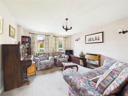 4 bedroom Detached house for sale in Harlech Way, Willsbridge