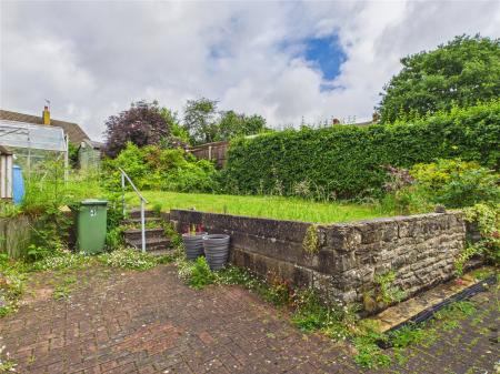 4 bedroom Semi-detached house for sale in Barrs Court Road, Barrs Court