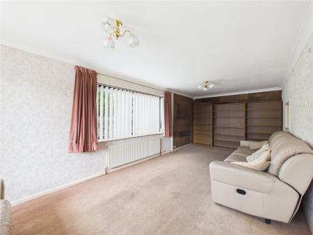4 bedroom Semi-detached house for sale in Barrs Court Road, Barrs Court