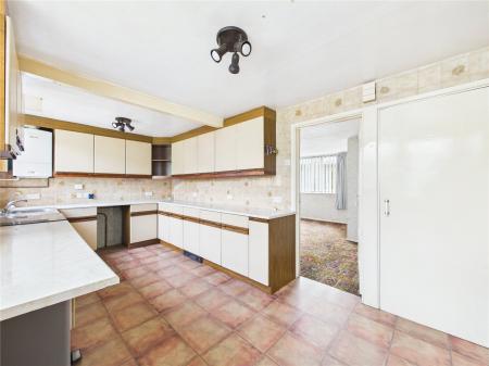 4 bedroom Semi-detached house for sale in Barrs Court Road, Barrs Court
