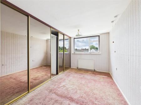 4 bedroom Semi-detached house for sale in Barrs Court Road, Barrs Court