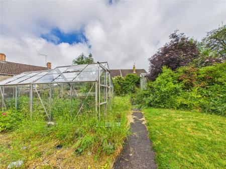 4 bedroom Semi-detached house for sale in Barrs Court Road, Barrs Court