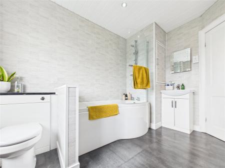 3 bedroom Semi-detached house for sale in Parkwall Road, Longwell Green