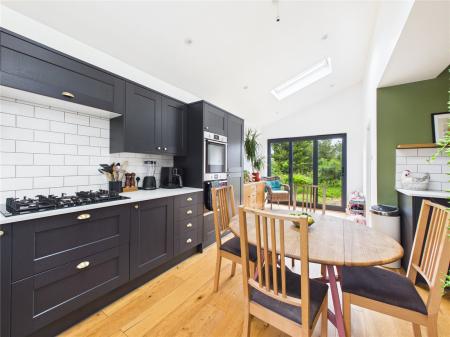3 bedroom Semi-detached house for sale in Parkwall Road, Longwell Green