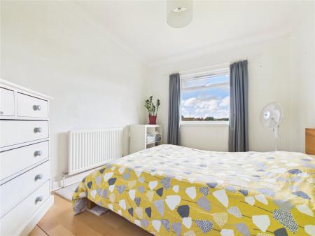 3 bedroom Semi-detached house for sale in Parkwall Road, Longwell Green