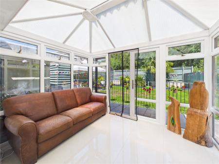 1 bedroom Detached bungalow for sale in Siston Common, Bristol