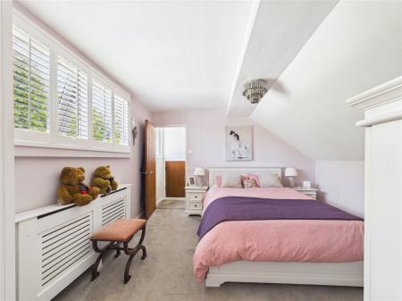 1 bedroom Detached bungalow for sale in Siston Common, Bristol