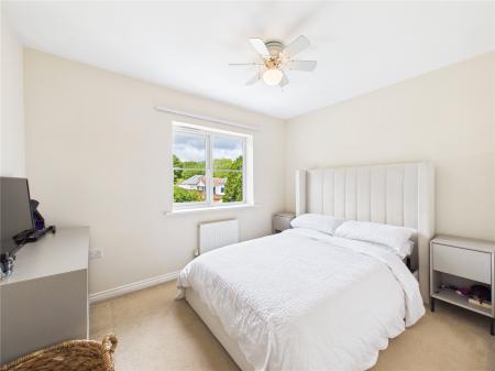 3 bedroom Semi-detached house for sale in Roy King Gardens, Warmley