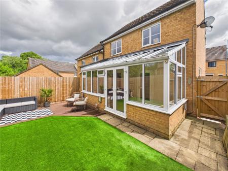 3 bedroom Semi-detached house for sale in Roy King Gardens, Warmley