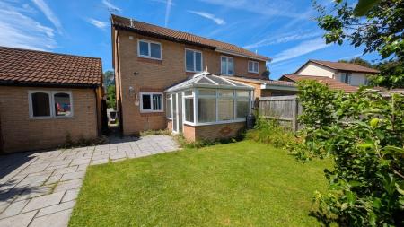 3 bedroom Semi-detached house for sale in Moor Croft Drive, Longwell Green