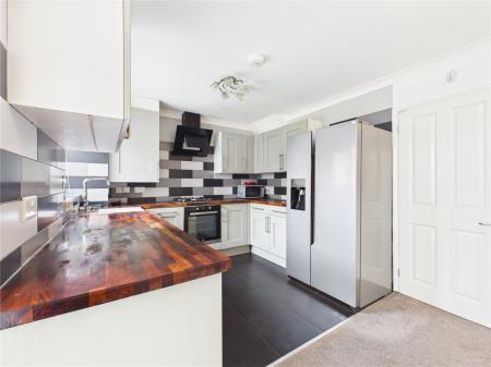 3 bedroom Semi-detached house for sale in Moor Croft Drive, Longwell Green