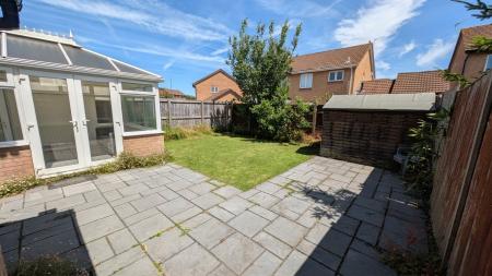 3 bedroom Semi-detached house for sale in Moor Croft Drive, Longwell Green