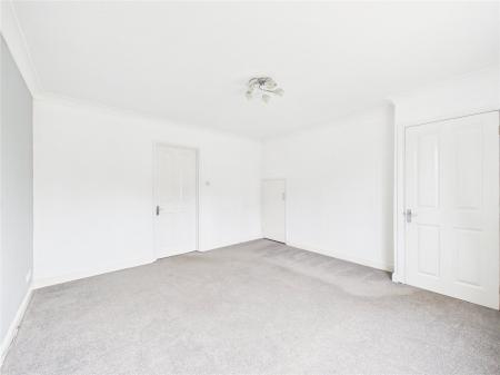 3 bedroom Semi-detached house for sale in Moor Croft Drive, Longwell Green