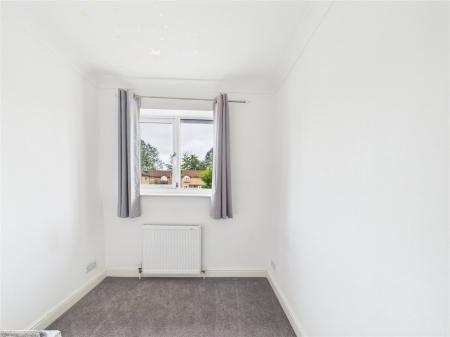 3 bedroom Semi-detached house for sale in Moor Croft Drive, Longwell Green