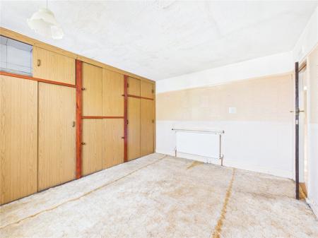 3 bedroom Detached house for sale in West Street, Oldland Common
