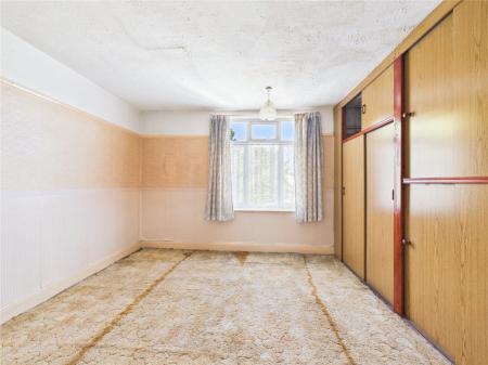 3 bedroom Detached house for sale in West Street, Oldland Common