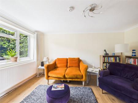 3 bedroom Link detached house for sale in Lees Lane, North Common