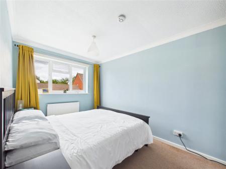 3 bedroom Link detached house for sale in Lees Lane, North Common