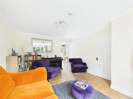 3 bedroom Link detached house for sale in Lees Lane, North Common